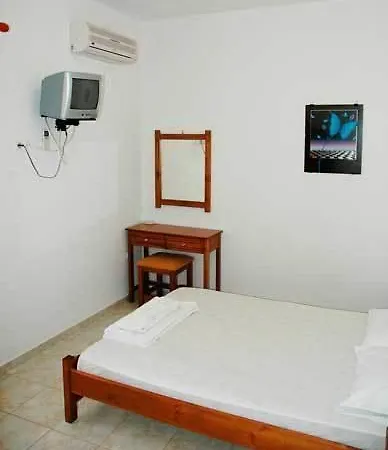 Giorgos Apartments Palaiochora Room photo