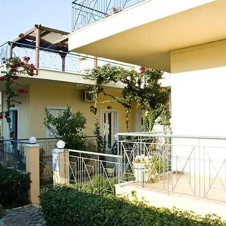 Giorgos Apartments Palaiochora Room photo