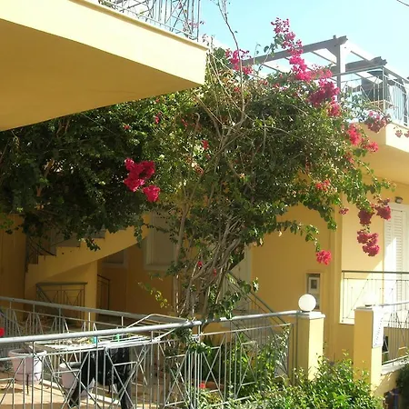 Giorgos Apartments Palaiochora Room photo